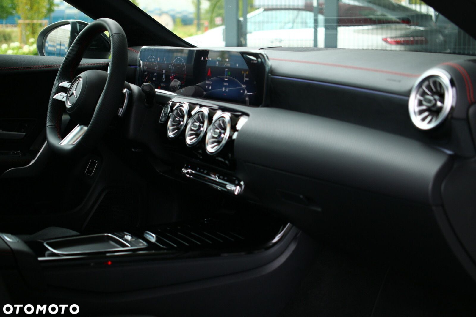 Mercedes-Benz CLA 220 4-Matic AMG Line 7G-DCT - 16