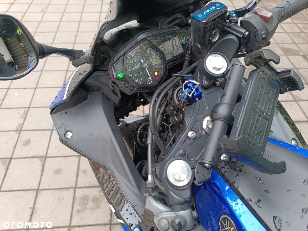 Yamaha YZF - 6