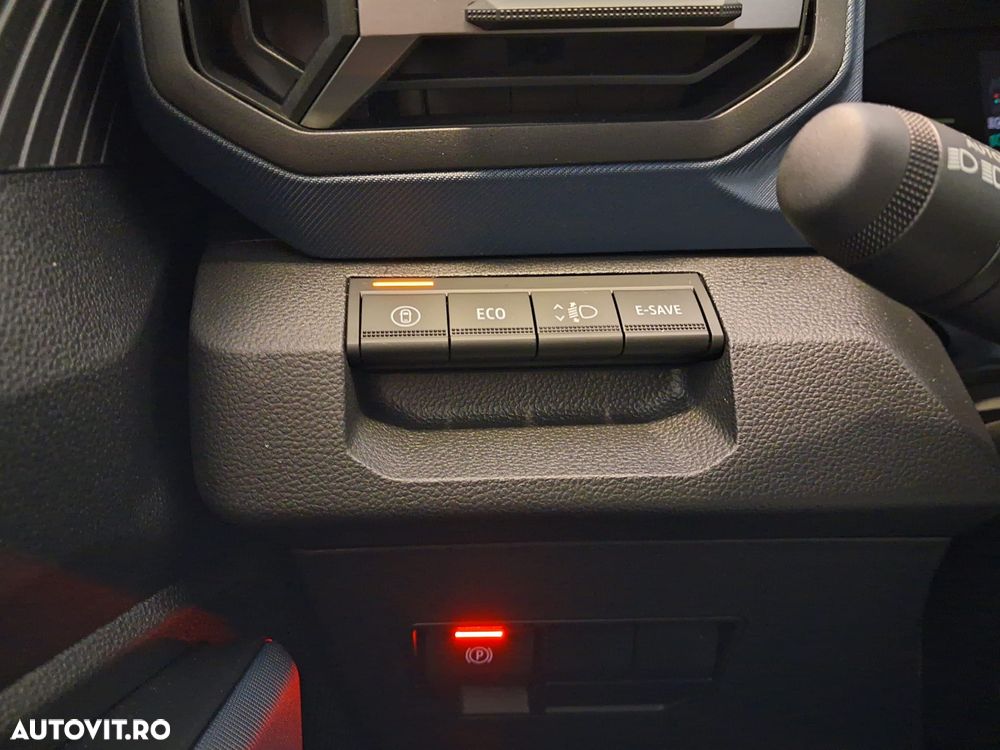 Dacia Duster HEV 140 Journey - 10