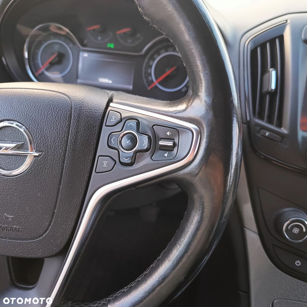 Opel Insignia 2.0 CDTI Design Edition - 30