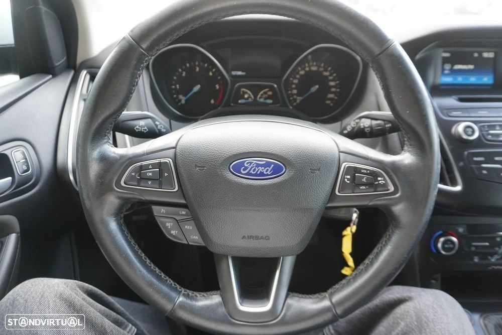Ford Focus 1.5 TDCi Titanium - 13