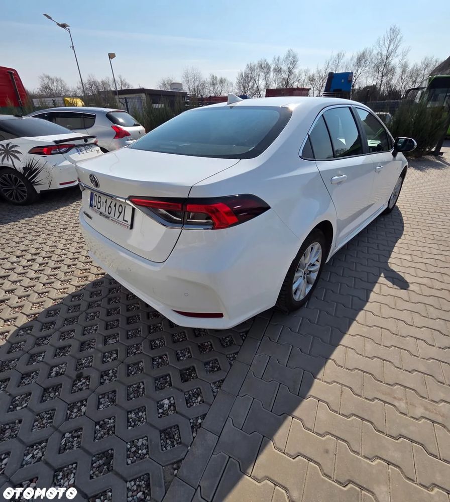 Toyota Corolla - 4