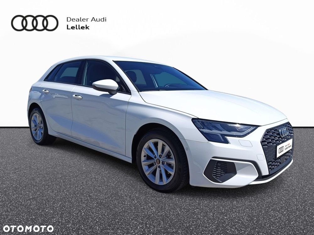 Audi A3 Sportback - 4