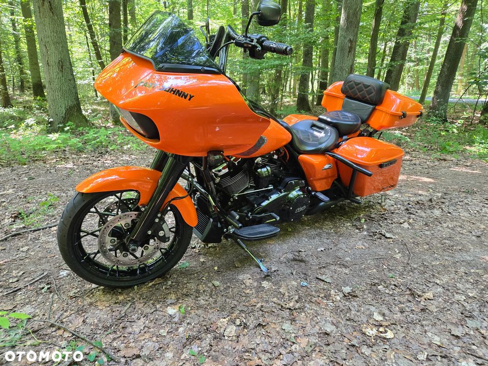 Harley-Davidson Touring Road Glide - 8