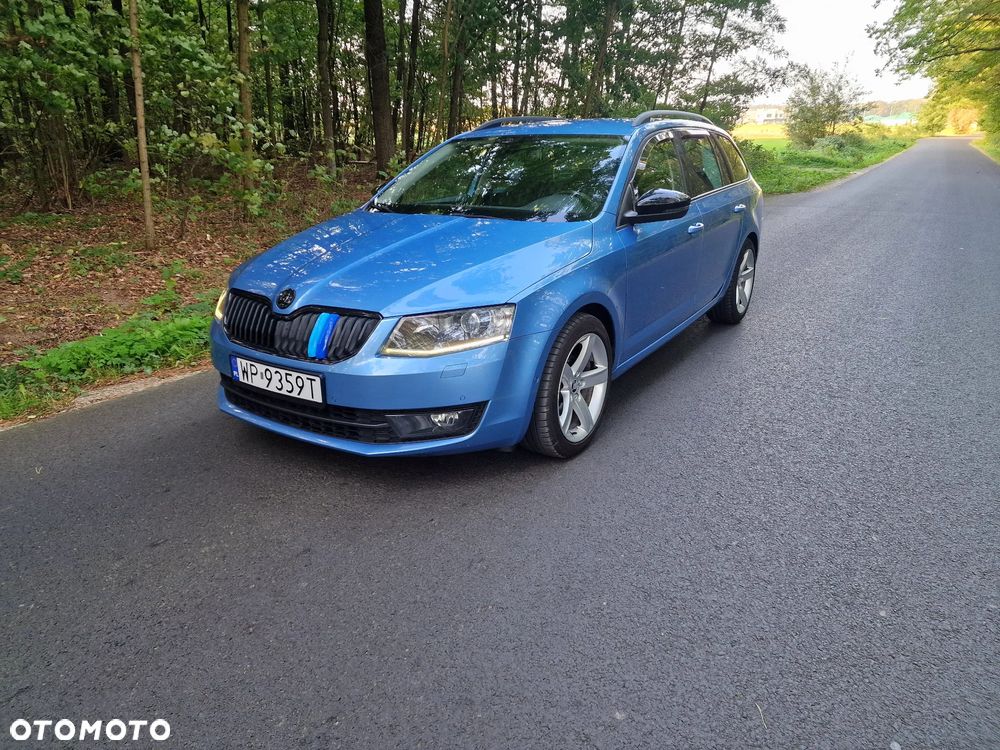 Skoda Octavia 2.0 TDI DSG Sportline - 15