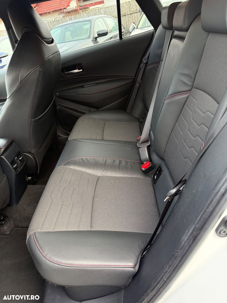 Toyota Corolla 1.8 Hybrid Comfort - 6