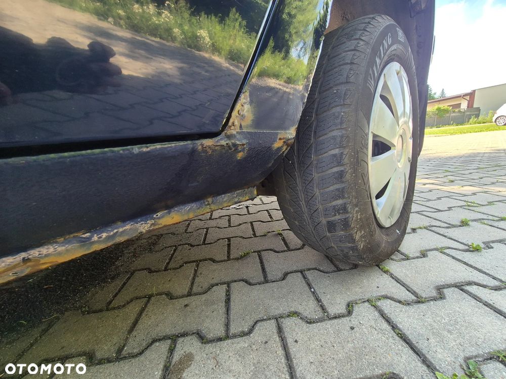 Ford Galaxy 1.9 TDI Ghia - 13