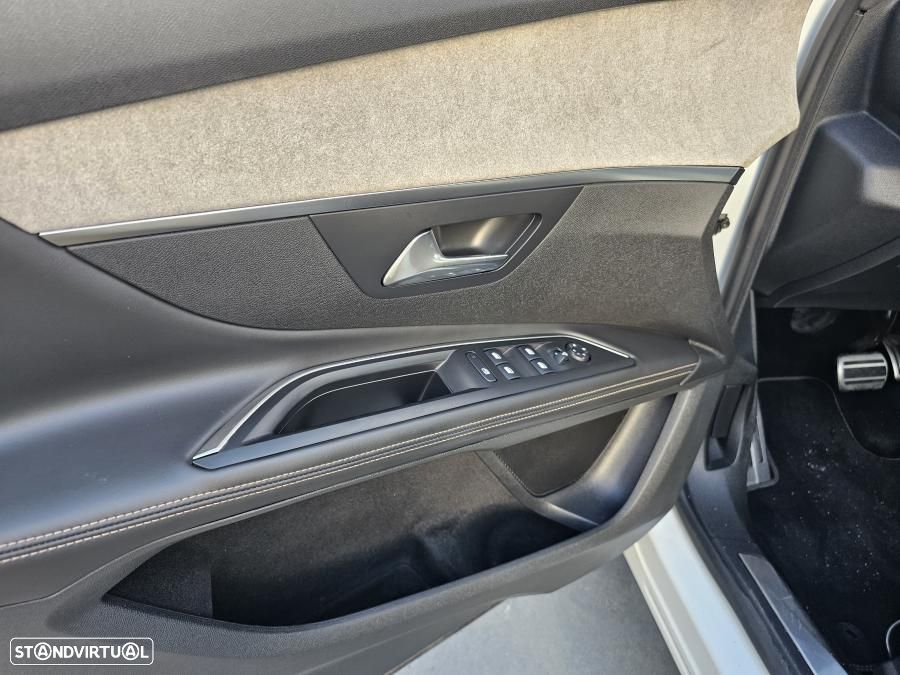 Peugeot 5008 2.0 BlueHDi GT Line EAT8 - 31