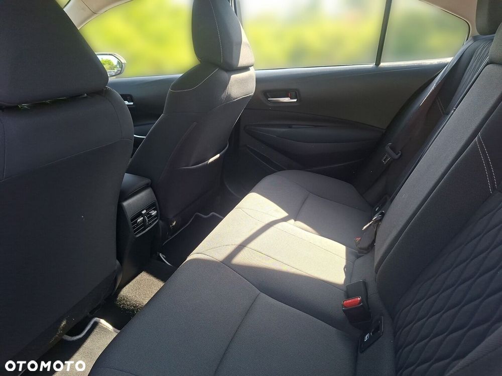 Toyota Corolla 1.8 Hybrid Comfort - 12