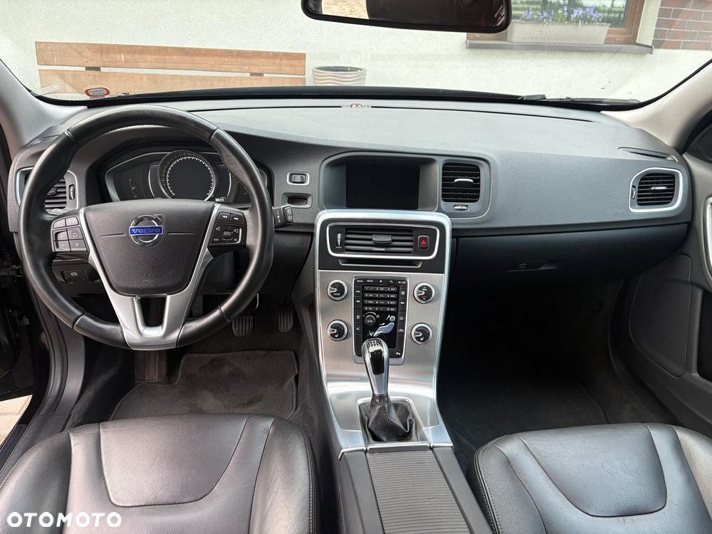 Volvo V60 D2 - 11