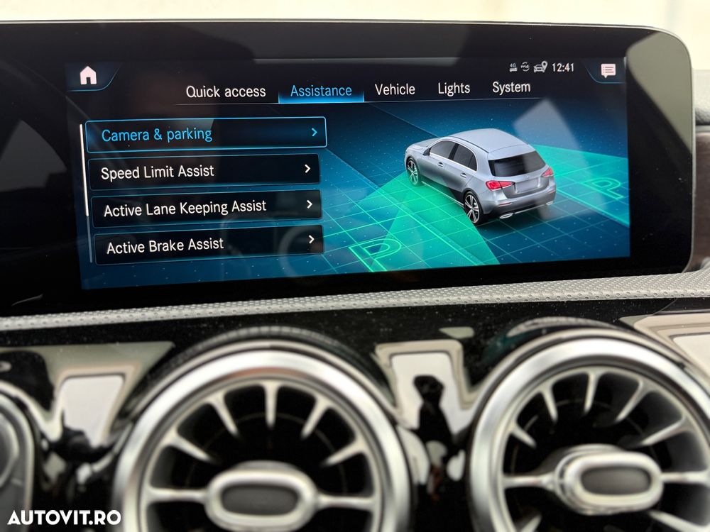 Mercedes-Benz A 250 - 21