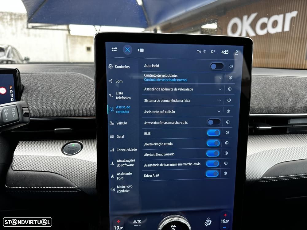 Ford Mustang Mach-E Standard - 33