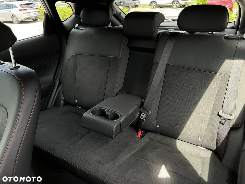 Hyundai Kona - 24