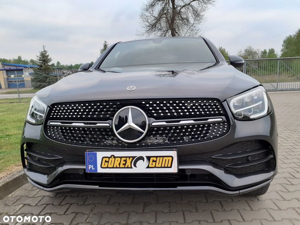 Mercedes-Benz GLC - 11