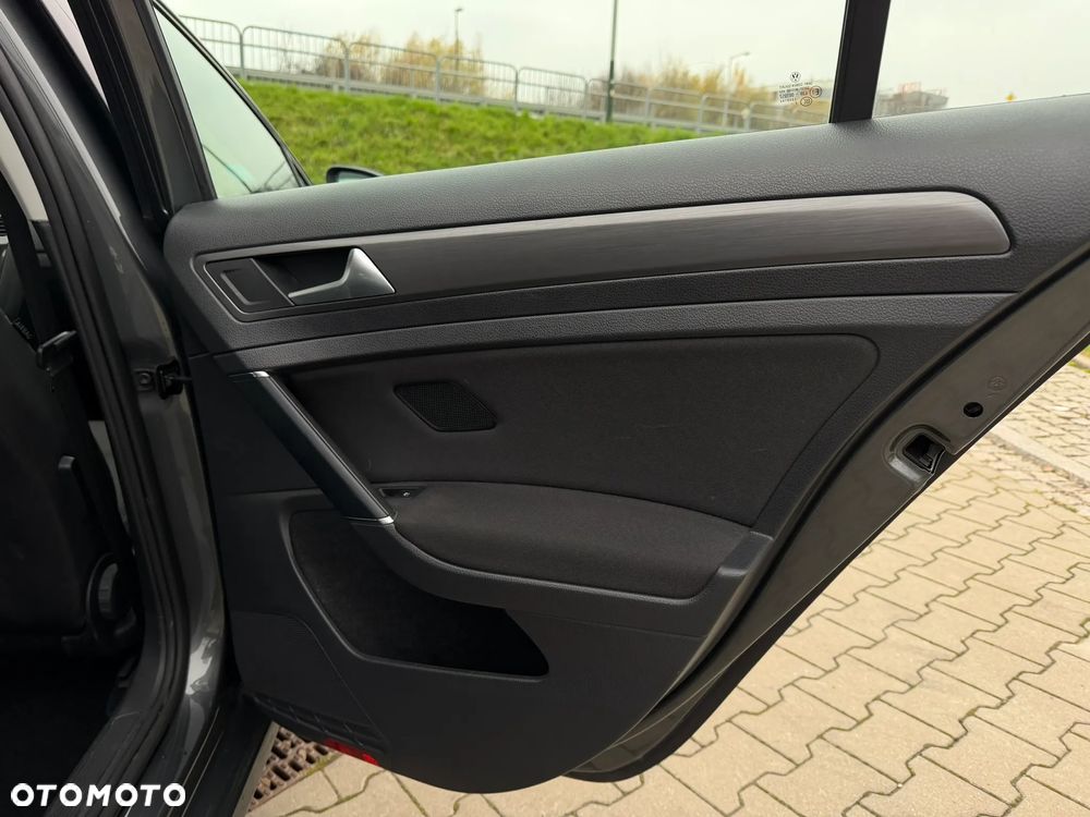 Volkswagen Golf 1.4 TSI BMT Highline - 30