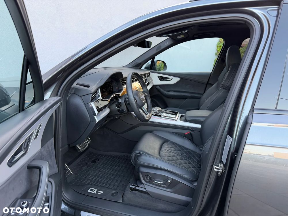 Audi Q7 50 TDI mHEV Quattro S Line Tiptr - 11