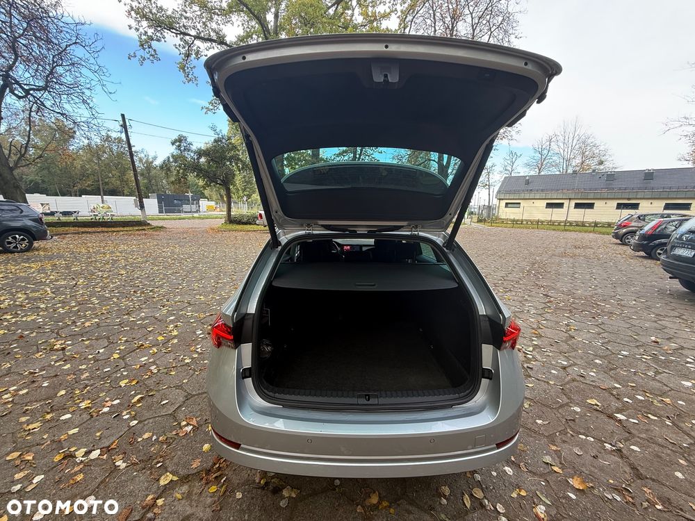 Skoda Octavia 2.0 TDI Style DSG - 34