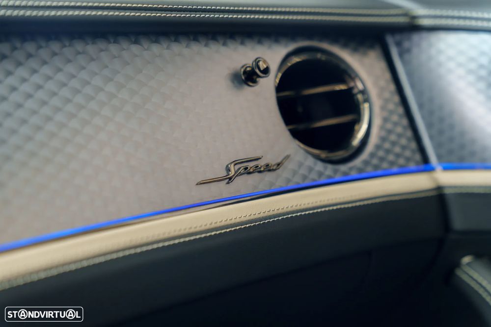 Bentley Flying Spur 4.0 Hybrid Speed - 24