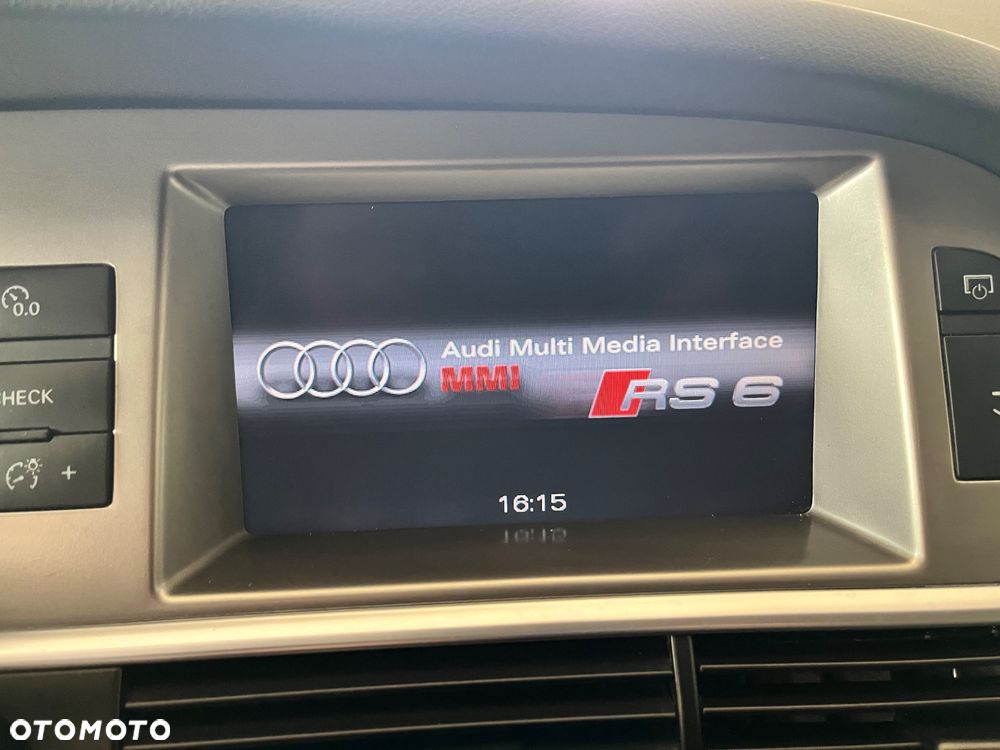 Audi A6 Avant - 25