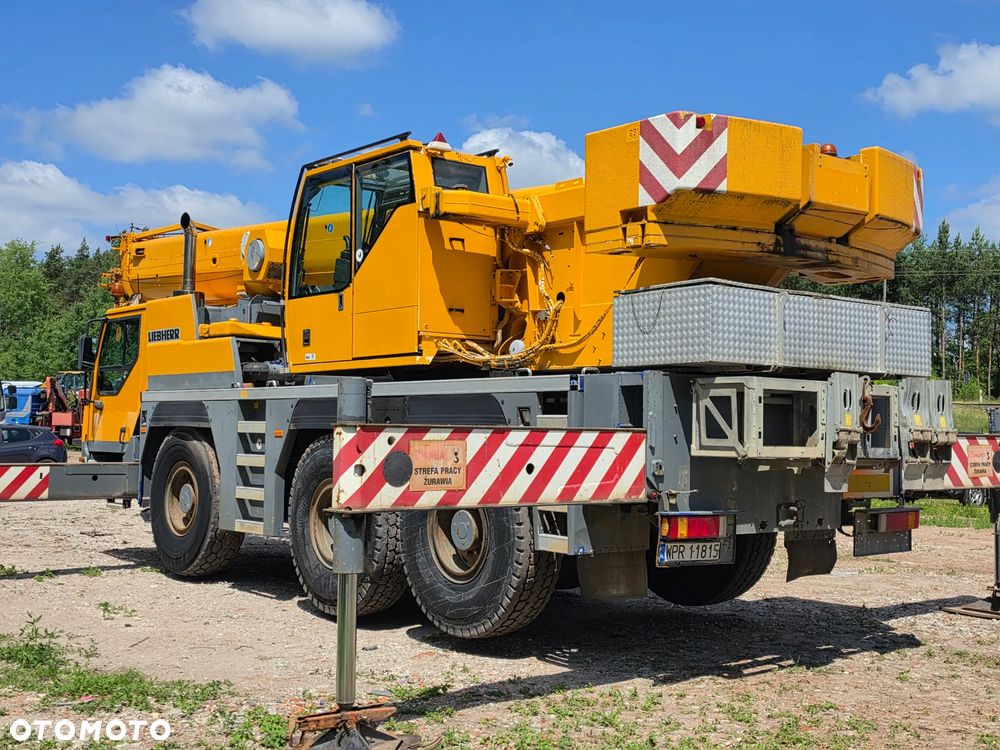 Liebherr 1045-3.1 - 2