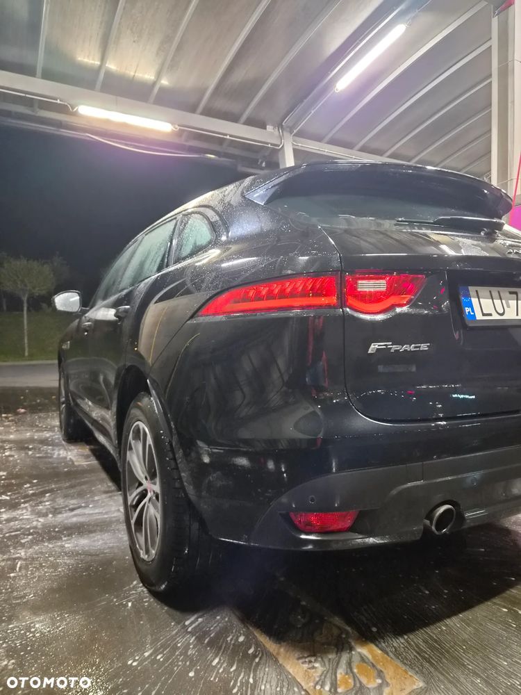 Jaguar F-Pace 3.0 V6 AWD R-Sport - 17