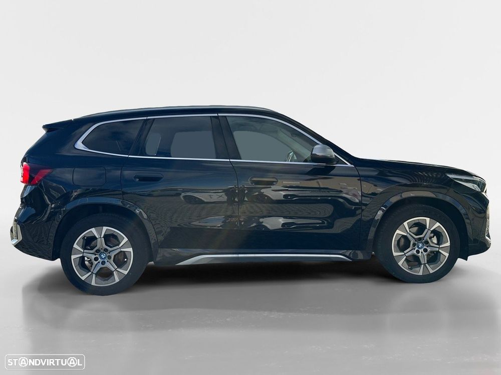 BMW iX1 eDrive20 - 6