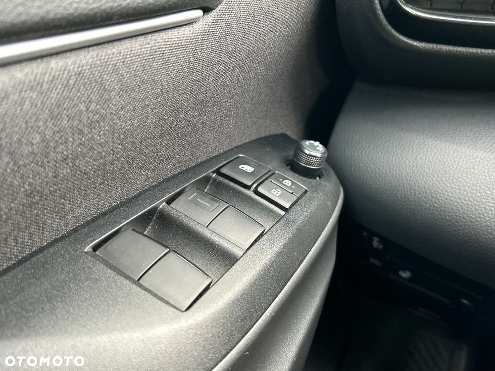 Toyota Yaris Hybrid 1.5 Style - 21