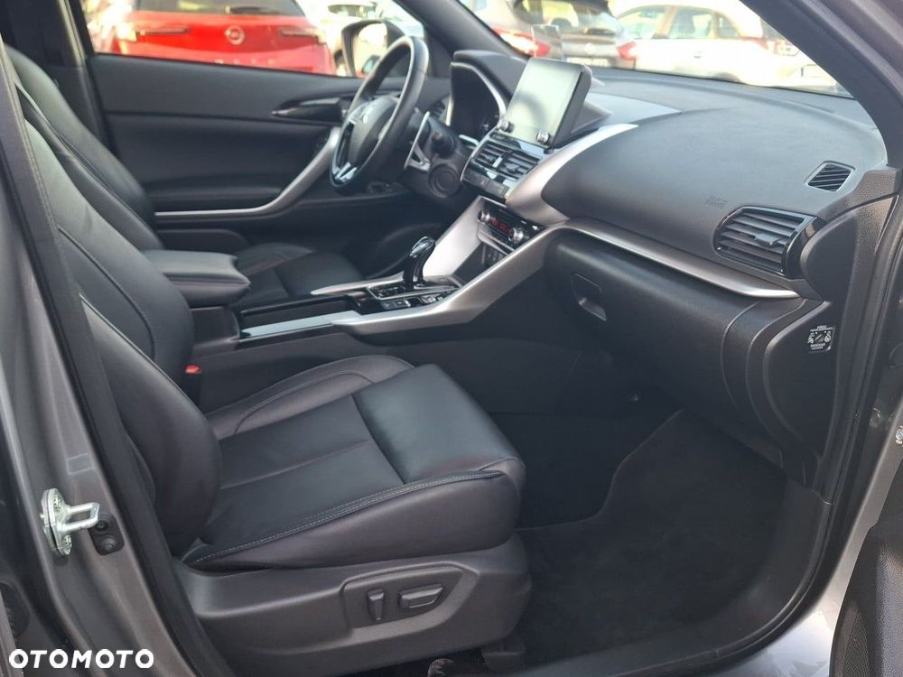 Mitsubishi Eclipse Cross - 25