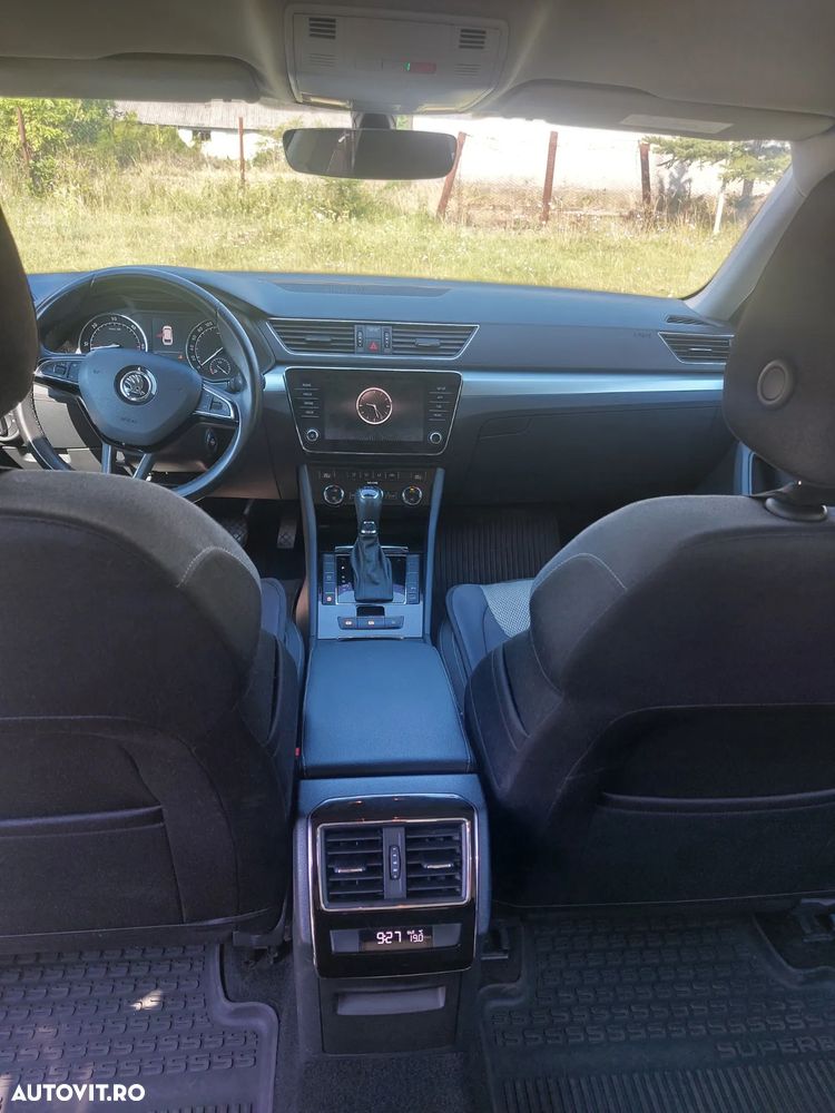 Skoda Superb 2.0 TDI DSG Ambition - 13