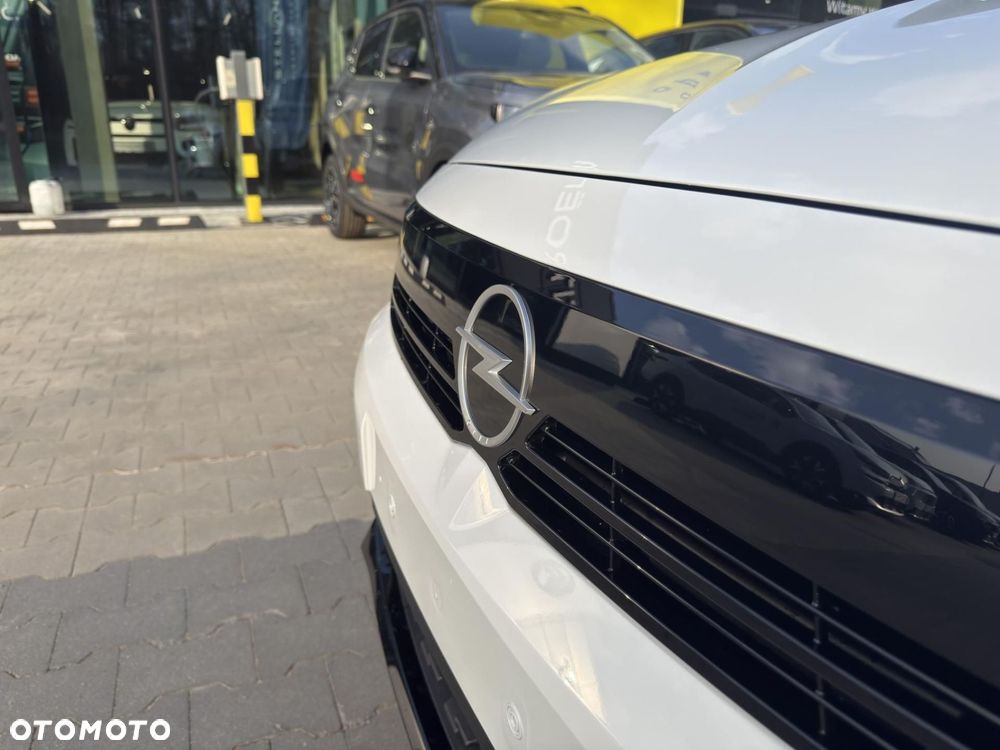 Opel Corsa 1.2 T Edition S&S - 11