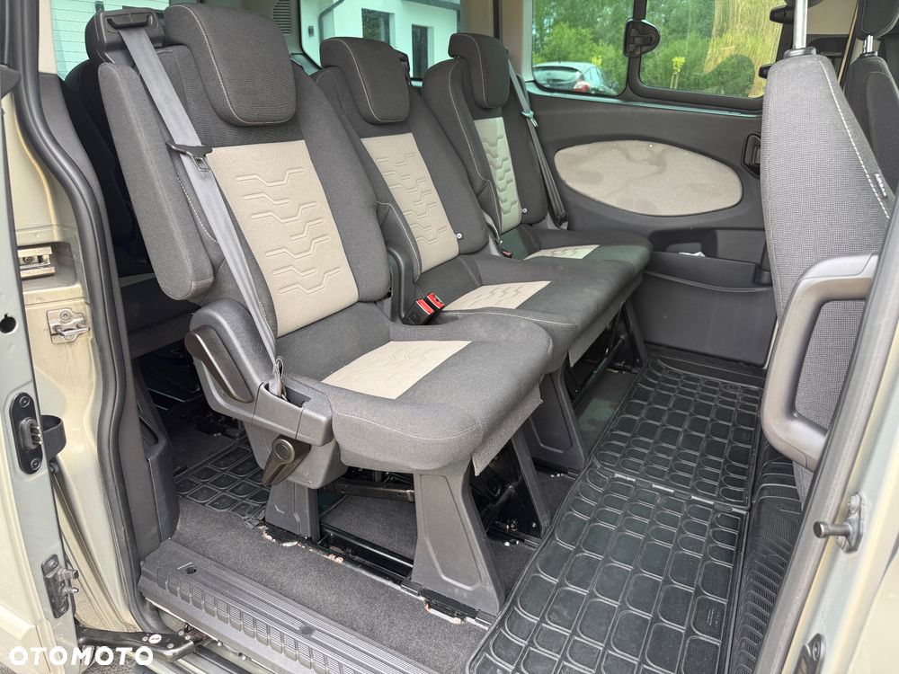 Ford Transit Custom - 16