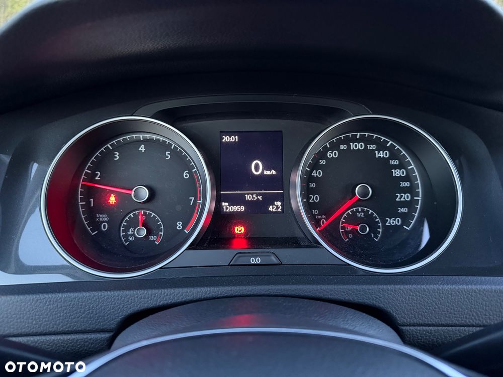 Volkswagen Golf 1.0 TSI Trendline - 39