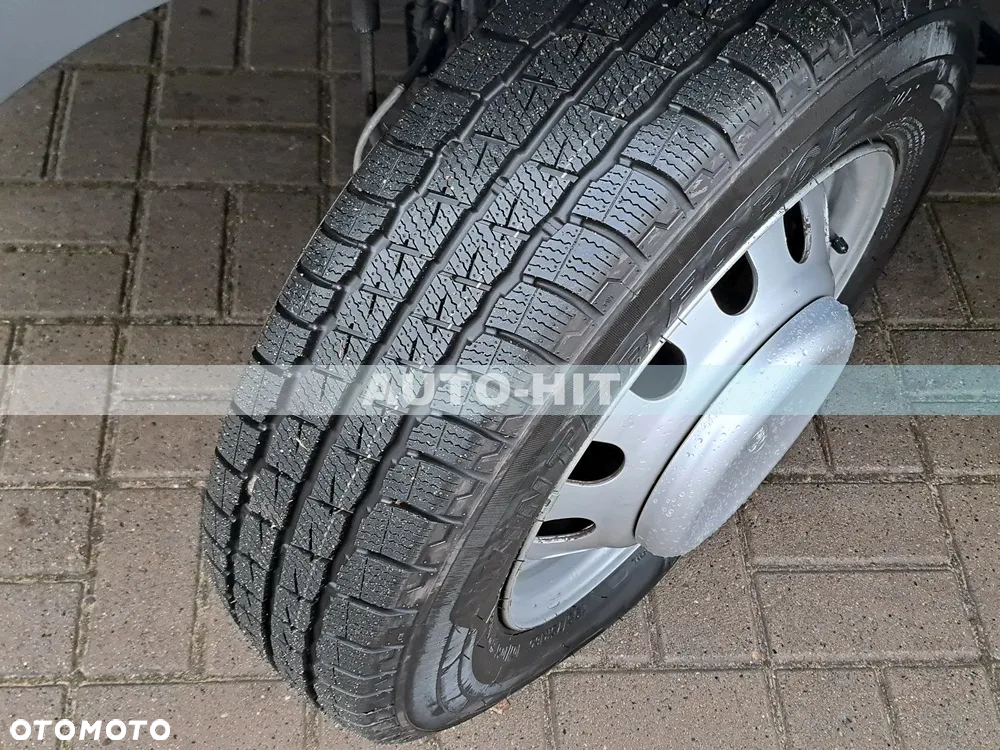 Ford Transit - 18