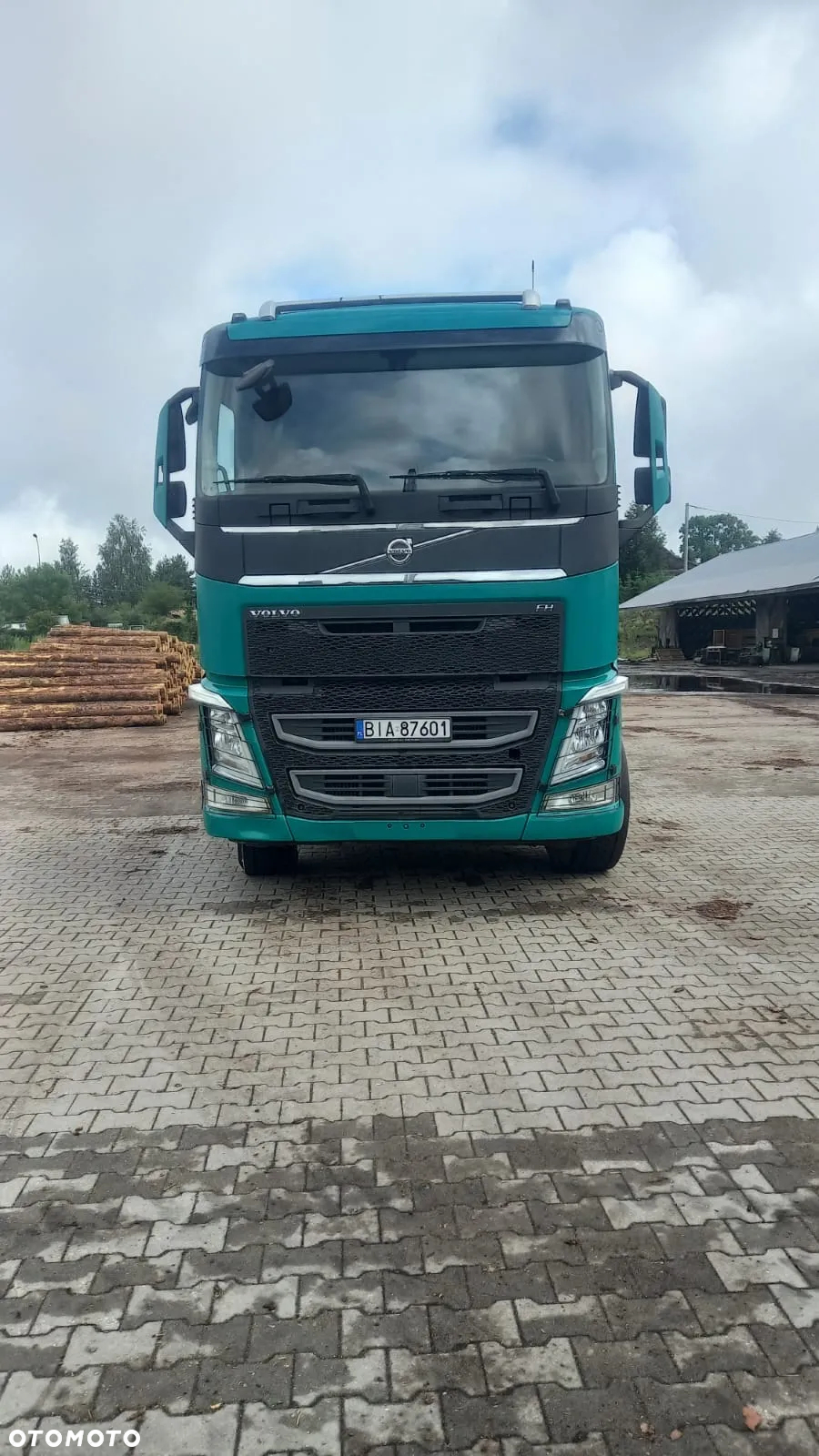 Volvo - 2