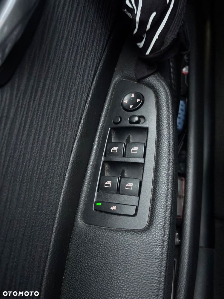 BMW Seria 1 120d - 9