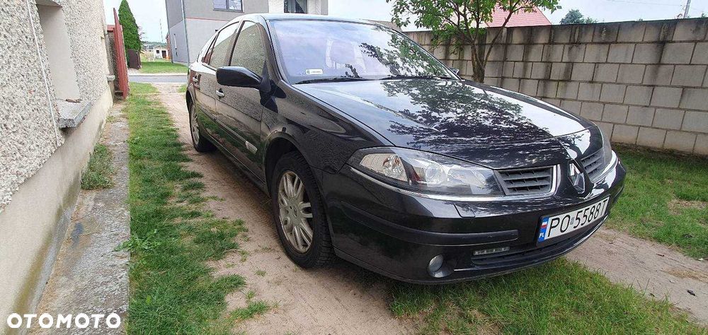 Renault Laguna - 1