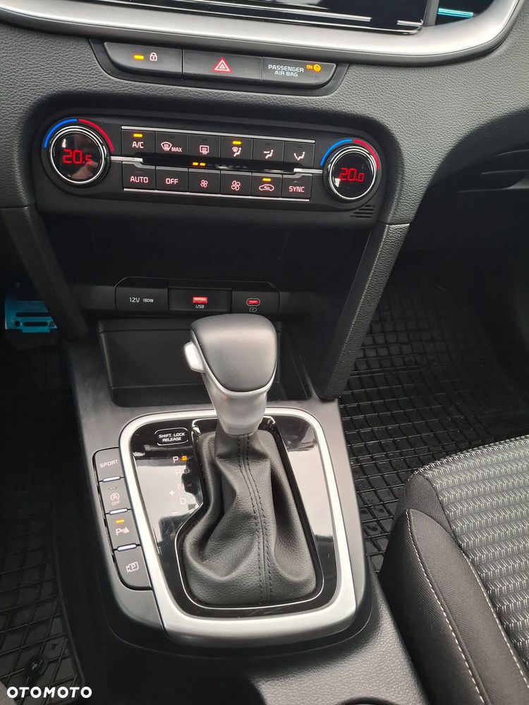 Kia Ceed 1.5 T-GDI M DCT - 3