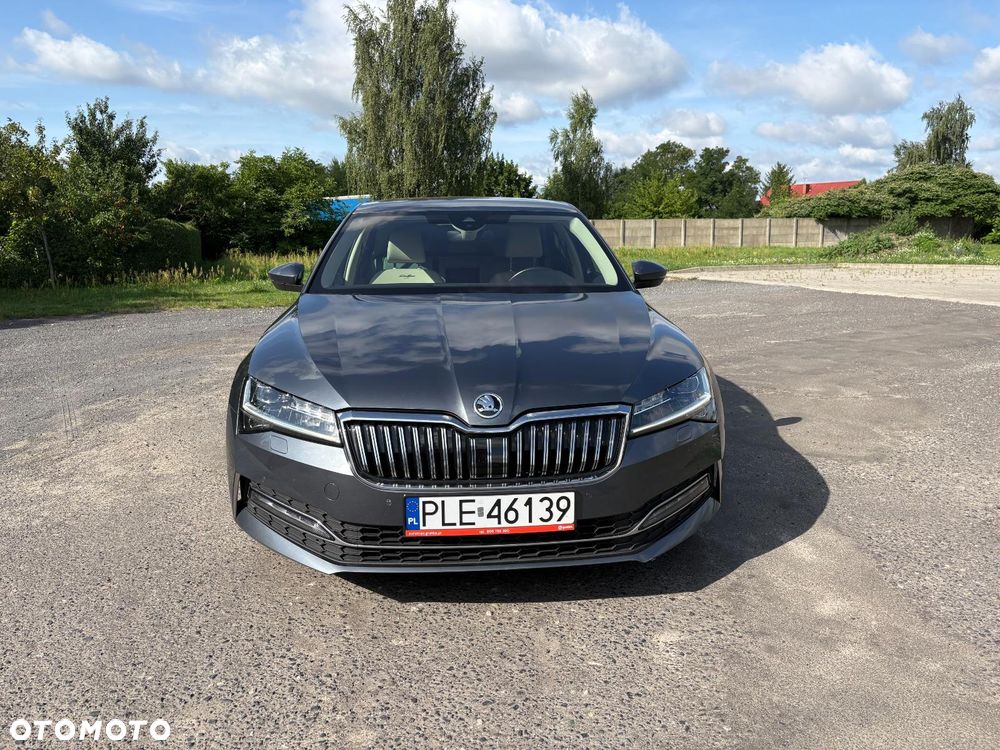 Skoda Superb 2.0 TDI L&K DSG - 8