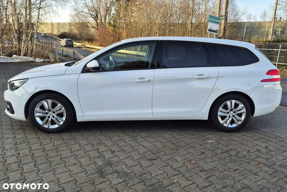 Peugeot 308 BlueHDi FAP 130 EAT8 Stop & Start Allure Pack - 6
