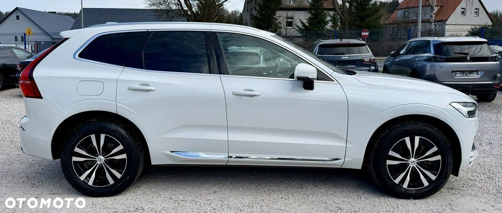 Volvo XC 60 T6 AWD Recharge Geartronic Inscription - 4