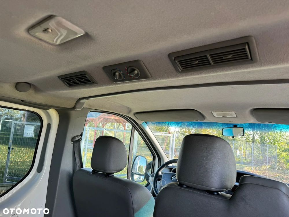 Opel Vivaro L2H1 2.9t - 8