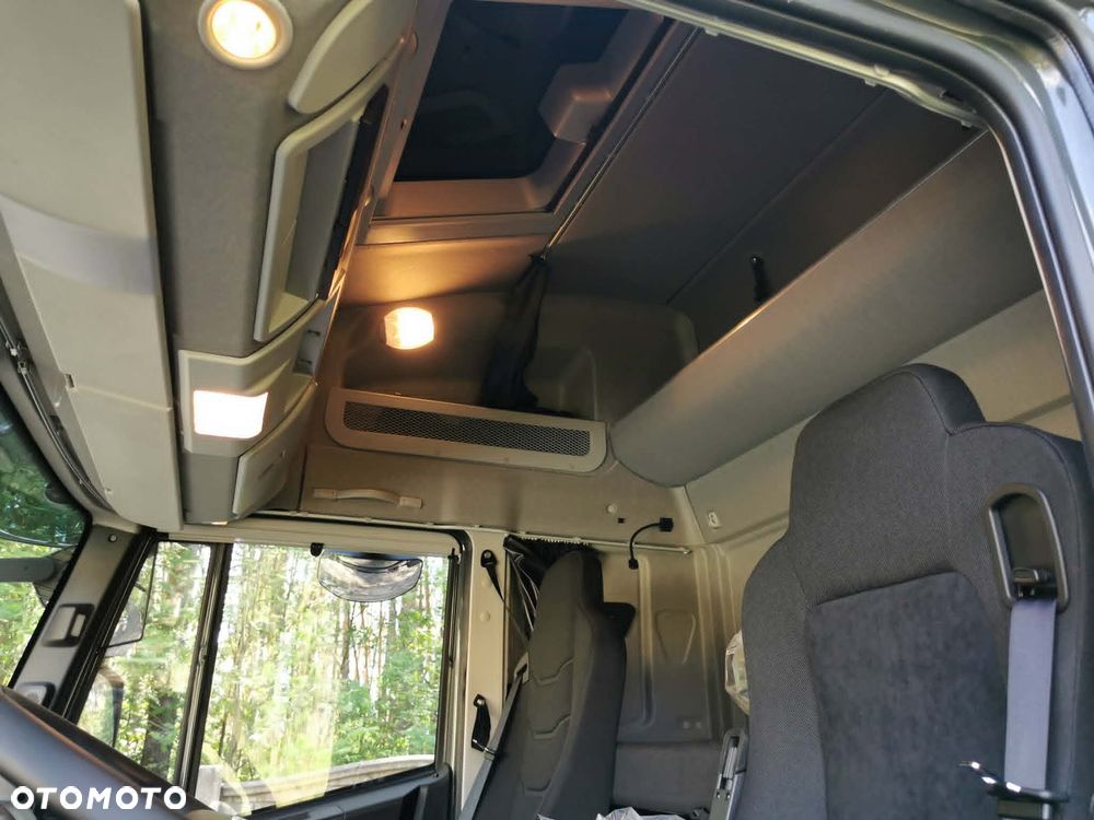 Iveco Eurocargo 280KM, 21 palety, Winda - 20