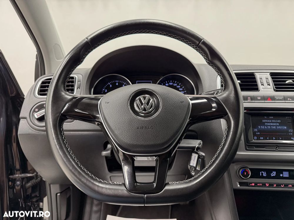 Volkswagen Polo 1.2 TSI Blue Motion Technology Lounge - 22