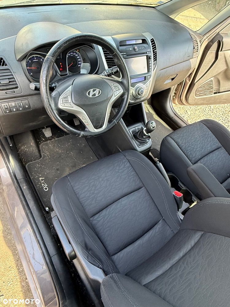 Hyundai ix20 1.6 CRDi Comfort - 11