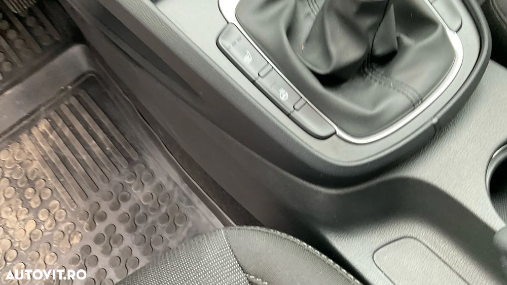 Hyundai KONA - 31