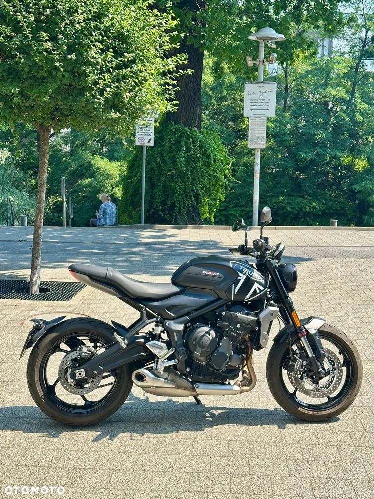 Triumph Trident - 4
