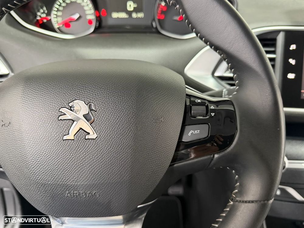 Peugeot 308 SW 1.5 BlueHDi Allure - 27