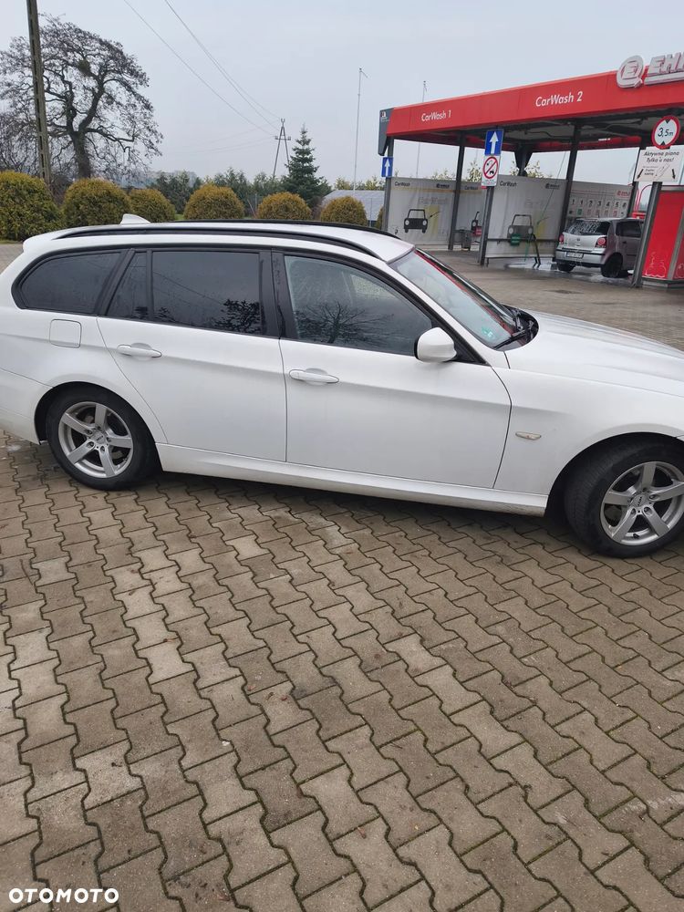BMW Seria 3 318d DPF - 7
