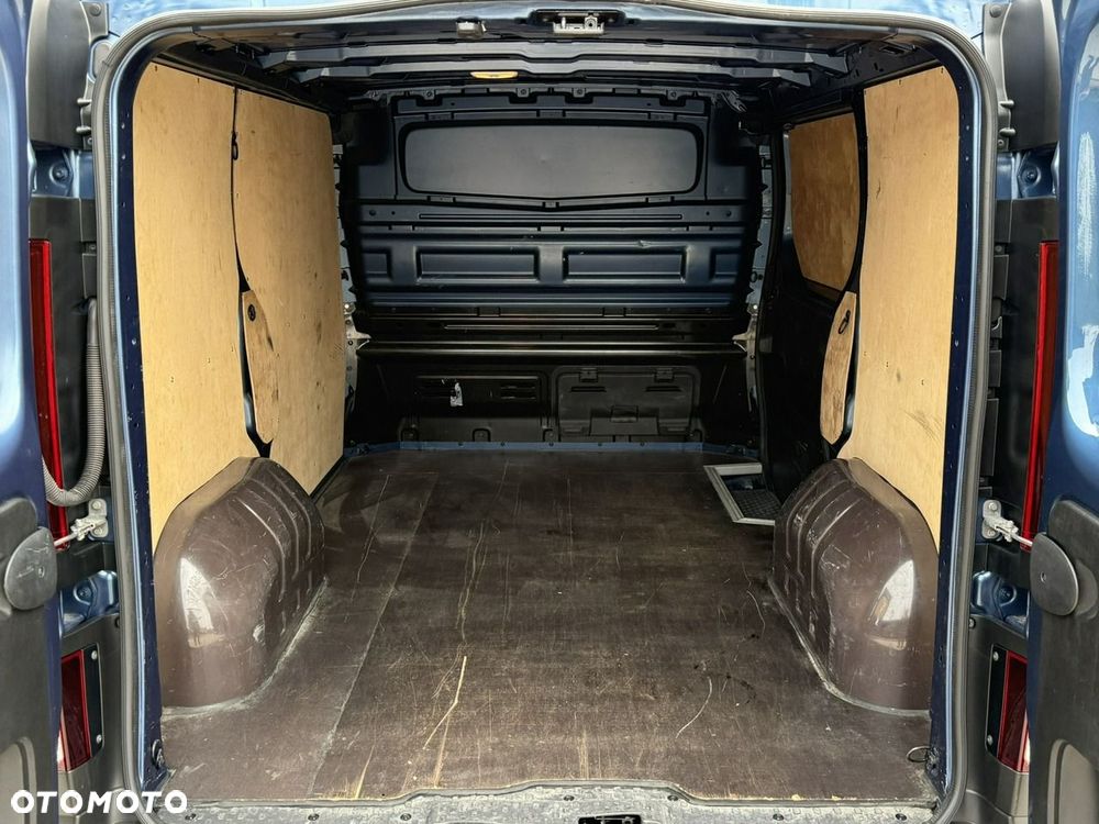 Renault Trafic - 13