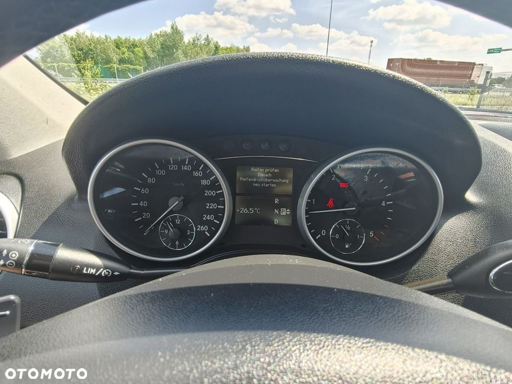 Mercedes-Benz ML - 32